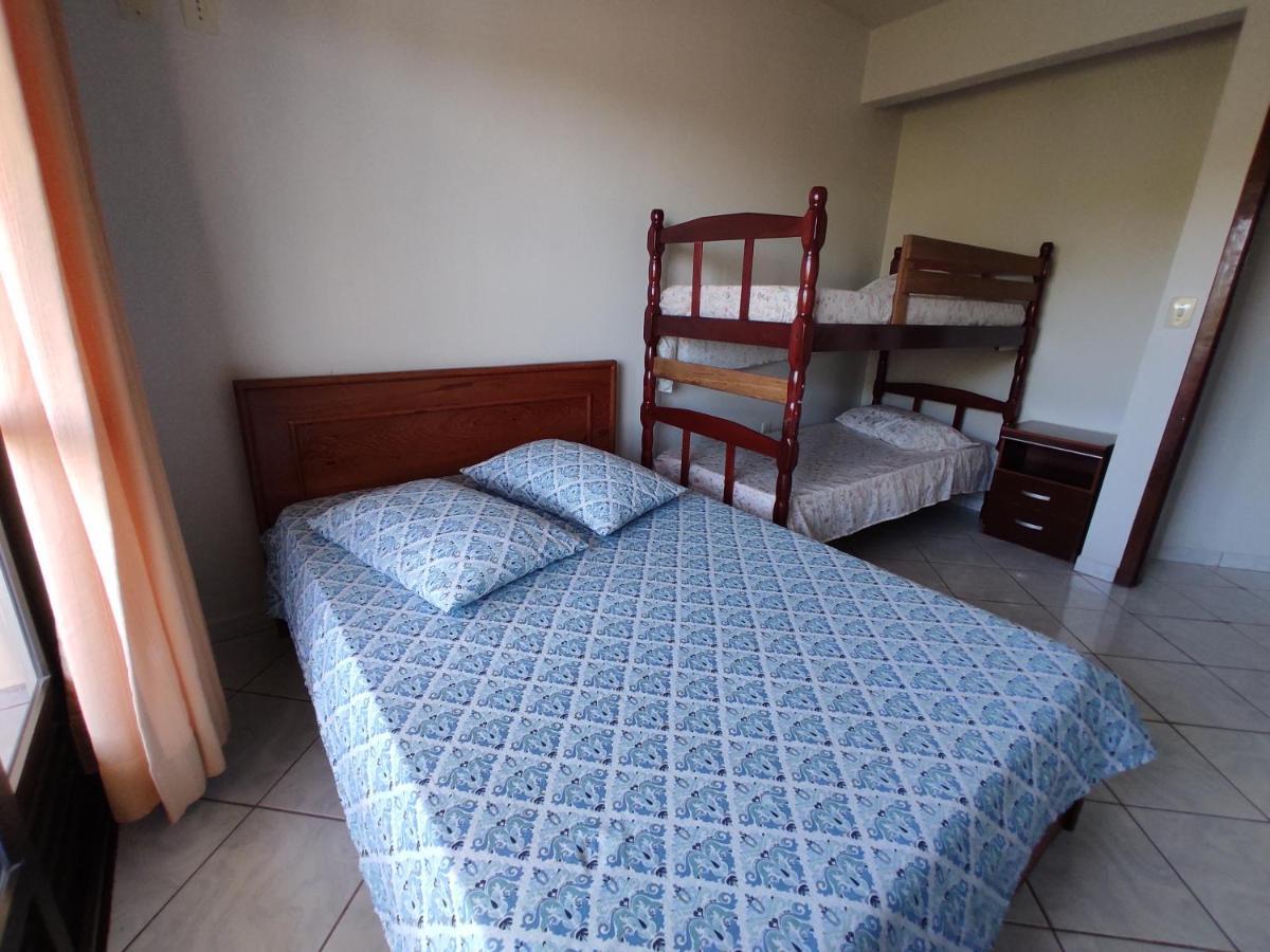 Residencial Medeiros Διαμέρισμα Guarda do Embaú Δωμάτιο φωτογραφία