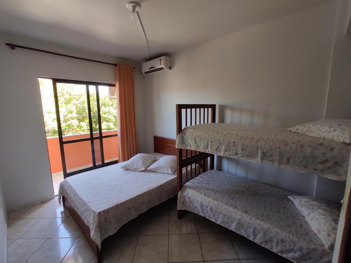 Residencial Medeiros Διαμέρισμα Guarda do Embaú Δωμάτιο φωτογραφία